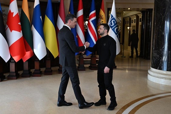 El presidente del Gobierno, Pedro Sánchez, este lunes en la Conferencia Internacional organizada en Kiev por el presidente ucraniano, Volidimir Zelenski.