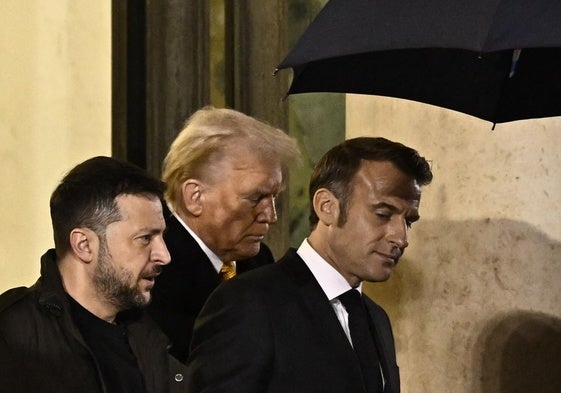 Zelenski, Trump y Macron, en diciembre durante la inauguración de Notre Dame.