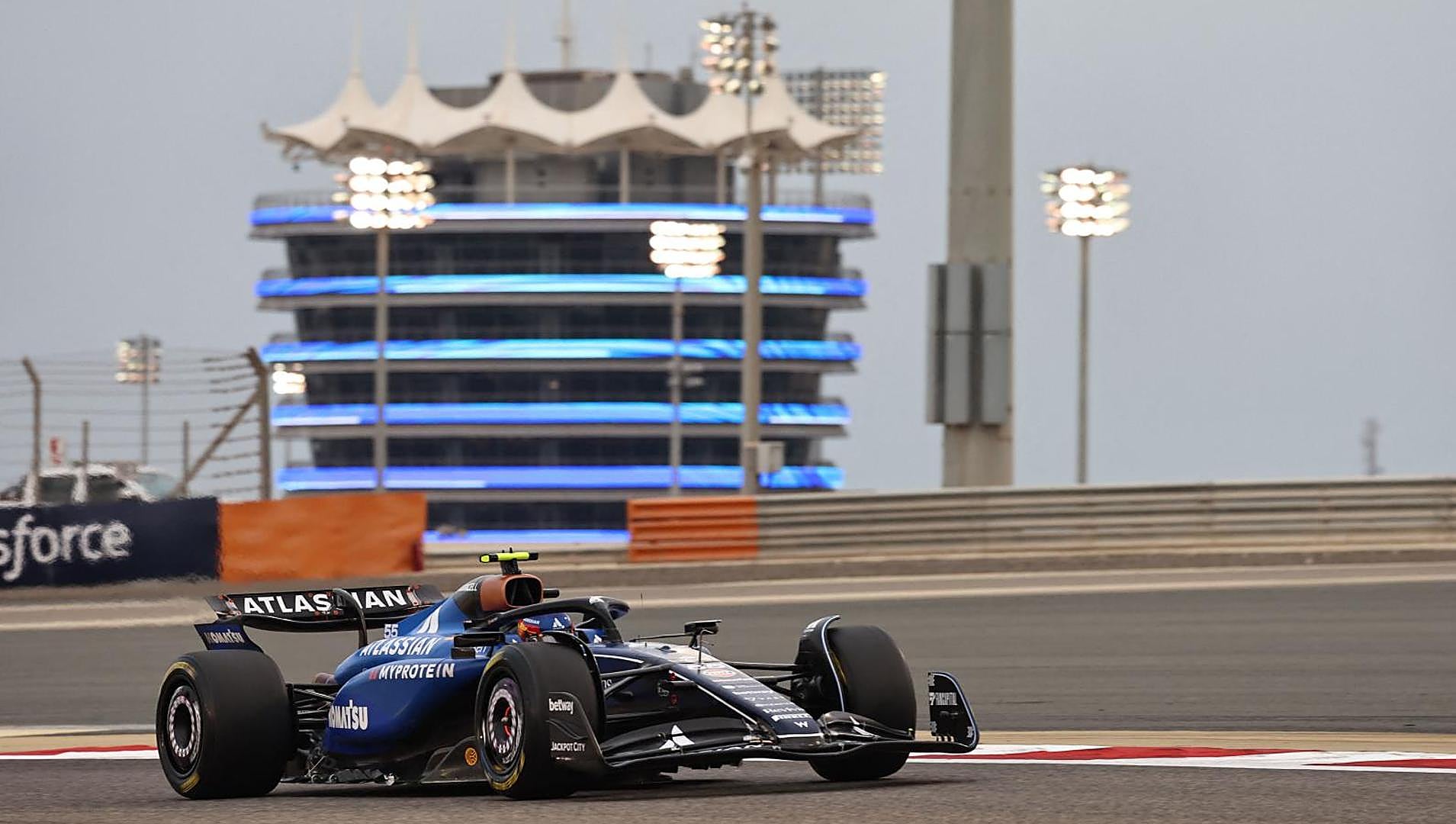 Carlos Sainz’s Impressive Performance on Bahrain Test Day 2: A Content Writer’s Insight