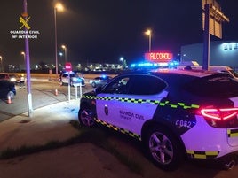 Un operativo de la Guardia Civil de control de alcoholemia