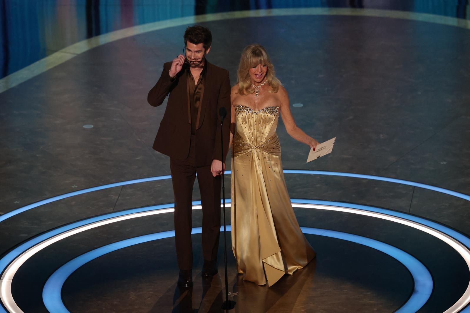 Goldie Hawn y Andrew Garfield.