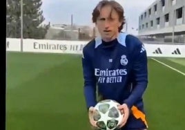 Modric y Koke se unen a la Policía para pedir un derbi sin violencia