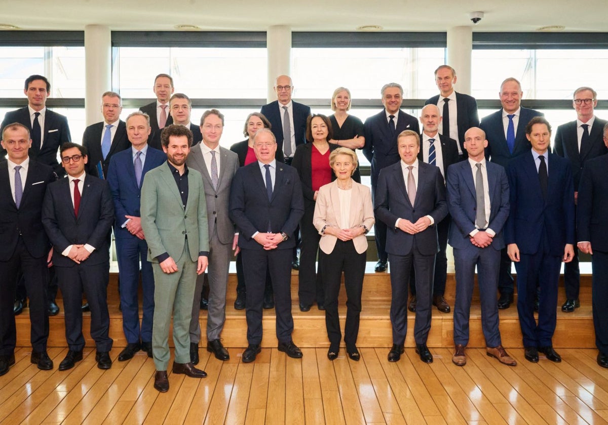 Miembros de las patronales europeas de automoción participantes en las reuniones del Diálogo Estratégico