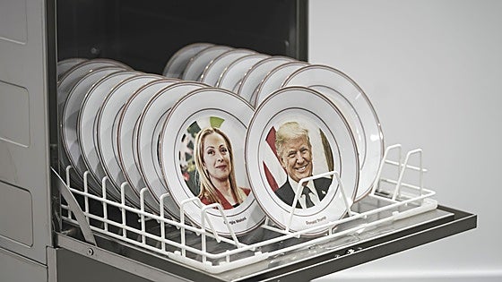 Lo político se cuela en un ARCO con Trump en el lavaplatos