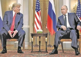 Donald Trump y Vladímir Putin, durante un encuentro que mantuvieron en Helsinki en 2018.