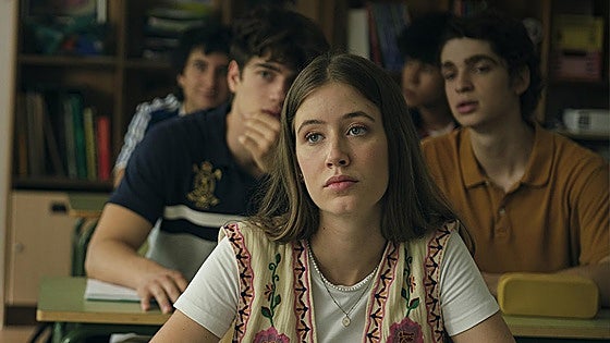 «Todos nos hemos sentido diferentes y vulnerables alguna vez»