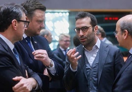 El ministro de Economía, Carlos Cuerpo, en una reunión de ministros, en Bruselas.