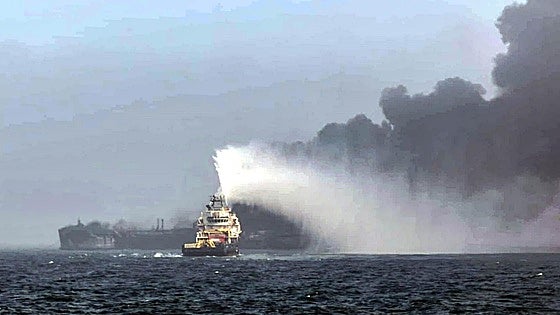 Un carguero con mercancía tóxica y un petrolero colisionan en aguas inglesas