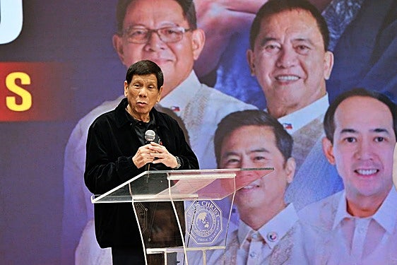 Detienen al expresidente filipino Duterte por su sangrienta guerra contra el narcotráfico