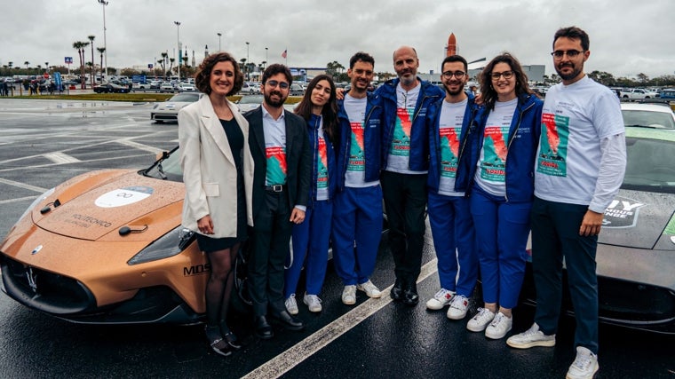 El Maserati MC20 consigue un nuevo récord mundial de velocidad en conducción autónoma en el Indy Autonomous Challenge