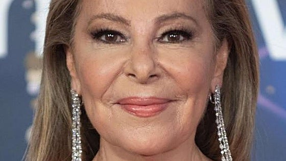 Ana Obregón cumple 70 años: de la paella para Steven Spielberg al nacimiento de su hija-nieta