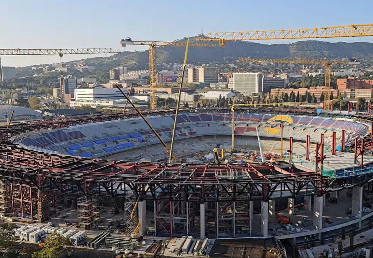 Imagen de las obras de remodelación en el Camp Nou.