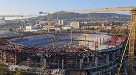 Imagen de las obras de remodelación en el Camp Nou.