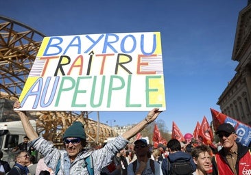La mesa de diálogo sobre las pensiones impulsada por Bayrou se sitúa al borde del fracaso
