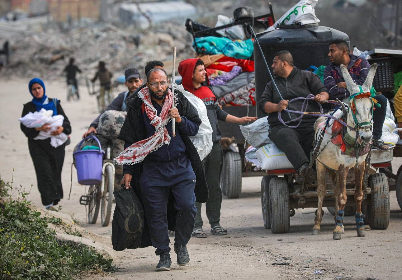 Los palestinos huyen tras una nueva ofensiva en Gaza