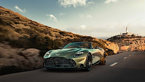Vanquish Volante, el Aston Martin descapotable de producción en serie más rápido y potente hasta la fecha