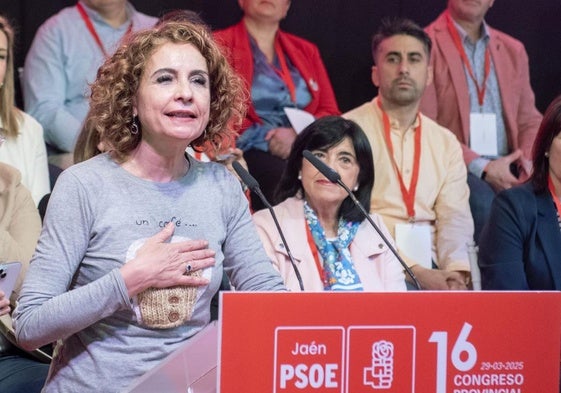 María Jesús Montero el sábado en el mitin que arremetió contra los jueces