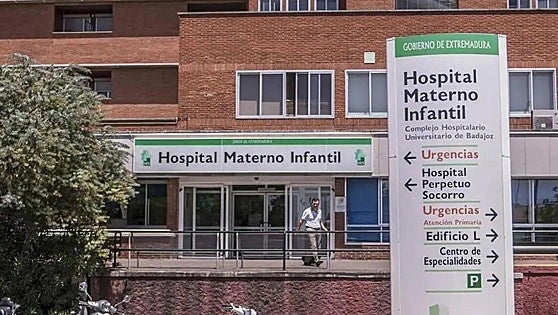 Muere la niña de 2 años herida en el tiroteo entre clanes en Plasencia