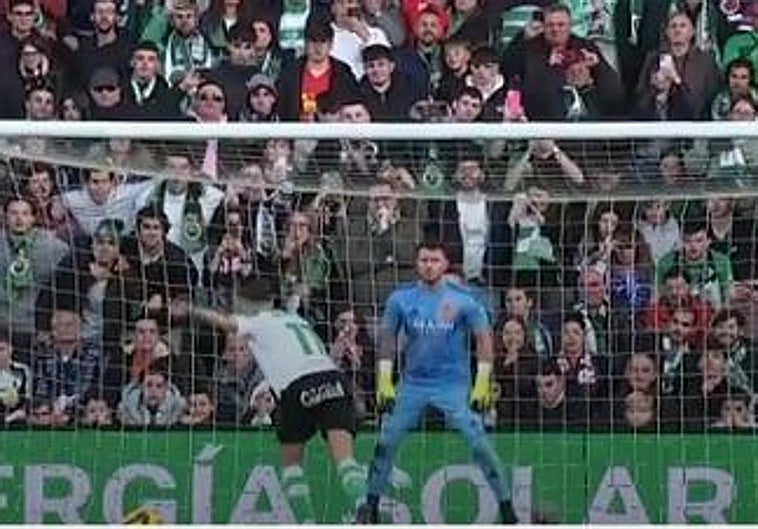 Las mejores paradas de la jornada 33 en Segunda