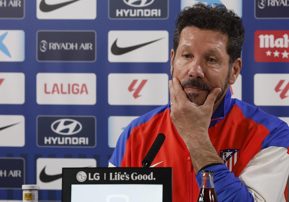 Simeone: Alone and Defensive