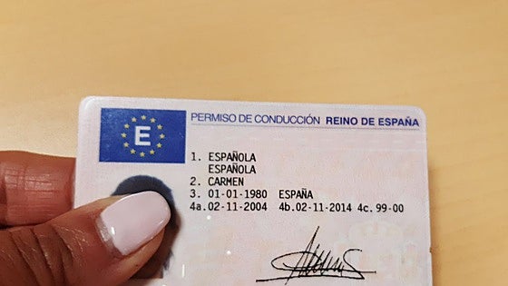 La rebaja de la edad para obtener el carné de conducir preocupa a autoescuelas y formadores