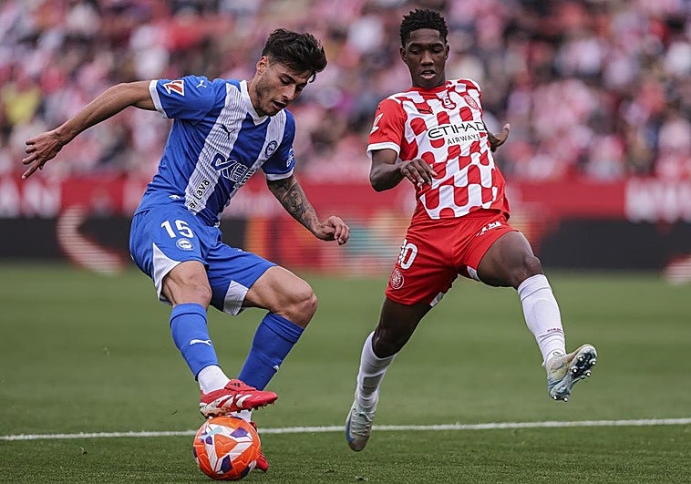 El Alavés se lleva tres puntos vitales de Montilivi