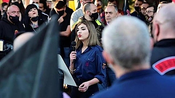 Condenada a un año de cárcel por odio a los migrantes Isabel Peralta, líder de Bastión Frontal