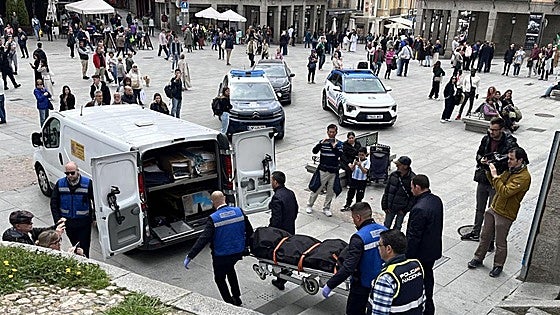 Muere un turista de 63 años tras caer fortuitamente desde el mirador del Acueducto de Segovia