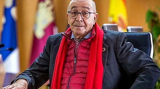 Piden la dimisión del alcalde de Noblejas por decir que hay «más putas que tejas»