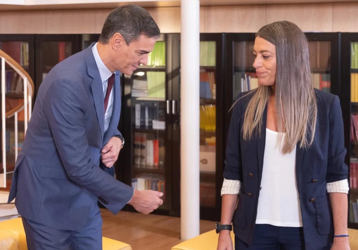 Sánchez agasaja a Junts con cesiones políticas y asientos en organismos estratégicos