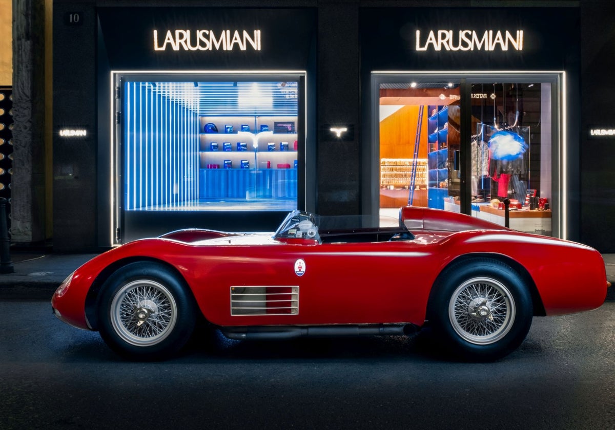 Maserati 200S: un prototipo del futurista coche de carreras construido por la Casa del Tridente entre 1955 y 1957