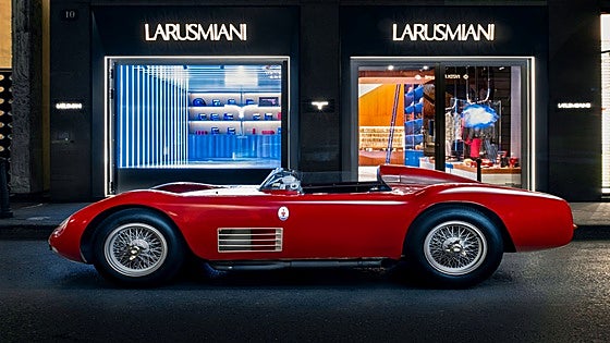 Maserati 200S: un prototipo del futurista coche de carreras construido por la Casa del Tridente entre 1955 y 1957