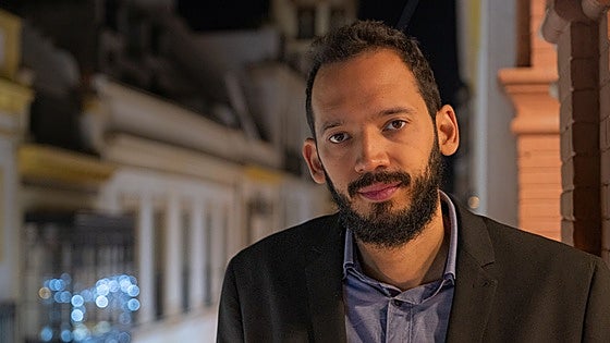 «Cuento la locura que no aparece en la prensa y que puede creerse fantasiosa»