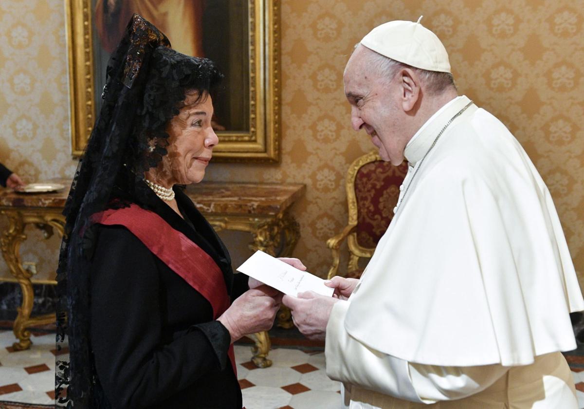 Celaa, el día que presentó sus credenciales ante el Papa Francisco en junio de 2022.