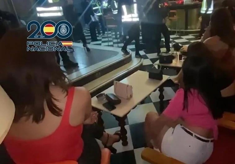 Liberan a 28 mujeres a las que forzaban a prostituirse en un burdel con «apariencia de hotel» en Málaga