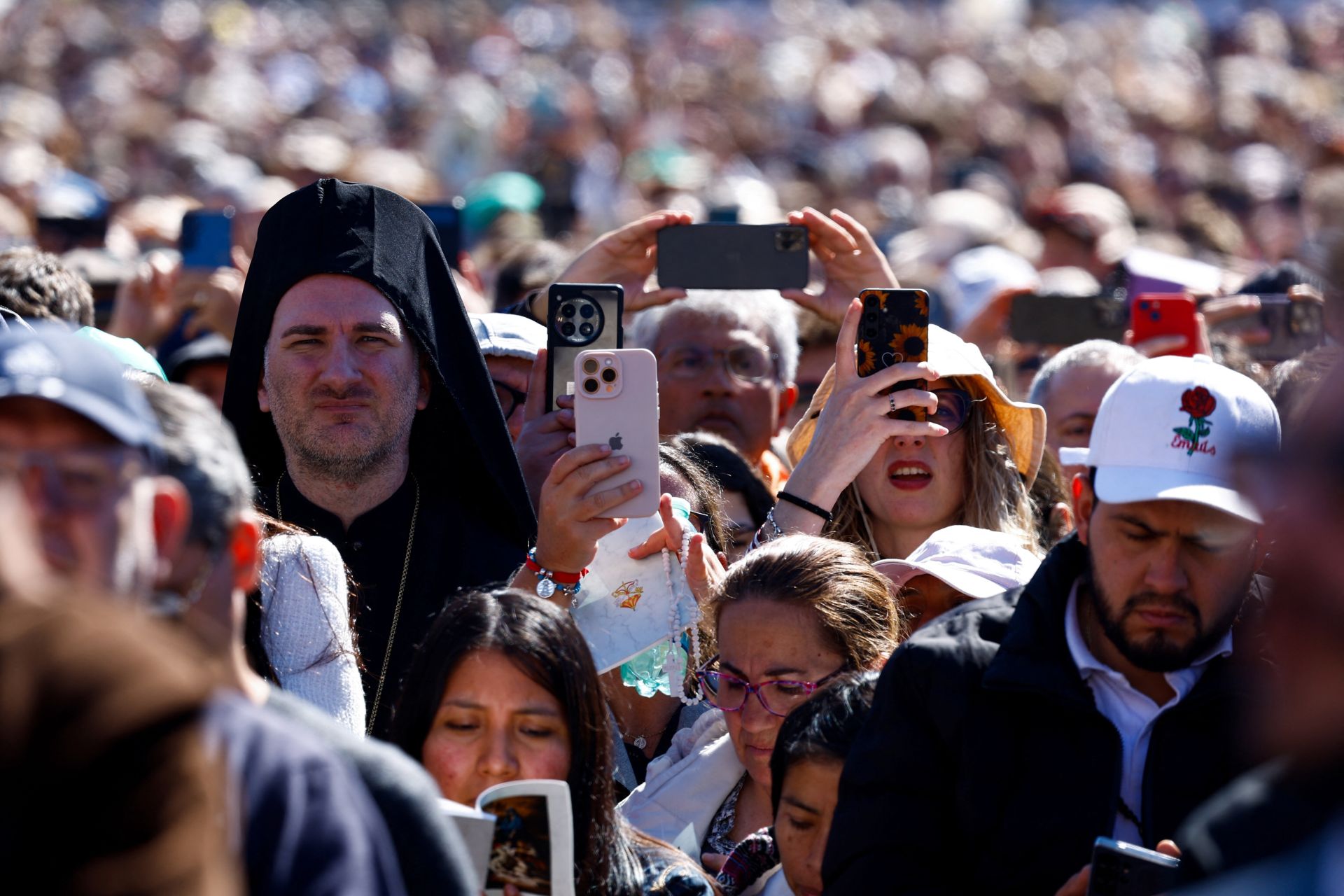 Representantes de otras religiones despiden al Papa Francisco