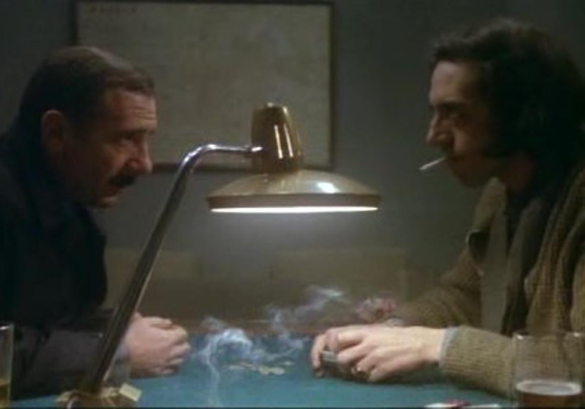 Imagen principal - Miguel Rellán y Alfredo Landa en 'El crack', con Beatriz Carvajal en la serie 'Compañeros' y en 'Tiempo después', de José Luis Cuerda.