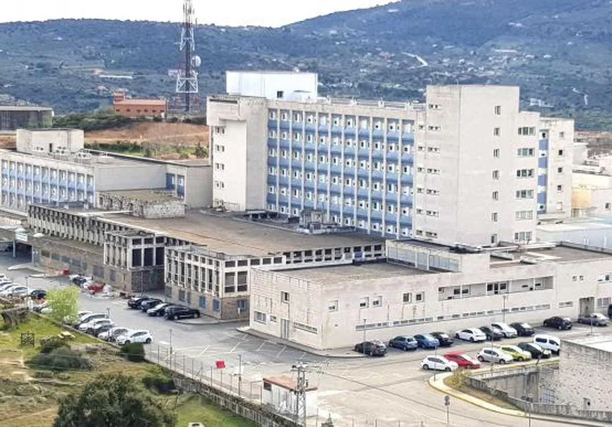 Cuatro muertos tras un choque entre dos turismos cerca de Plasencia