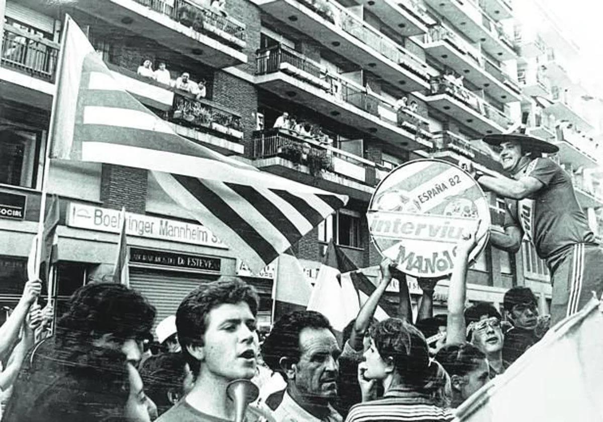 El bar de Manolo el del Bombo, un santuario al mundo del fútbol