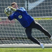 Marc-André ter Stegen, entrenando en la Ciudad Deportiva Joan Gamper.