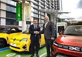 Josep María Recasens, presidente y director general de Renault Group España y Mario Ruiz Tagle, CEO de Iberdrola España