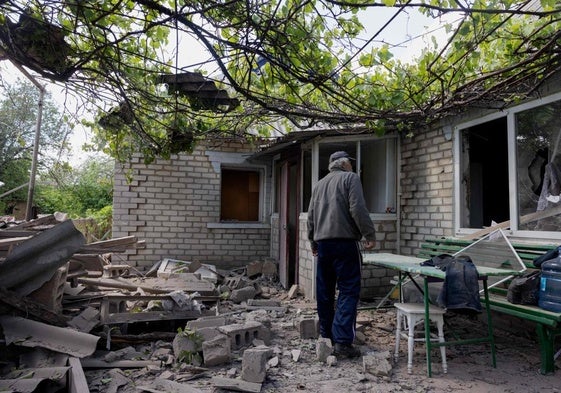 Una vivienda afectada por un bombardeo ruso en Donetsk.