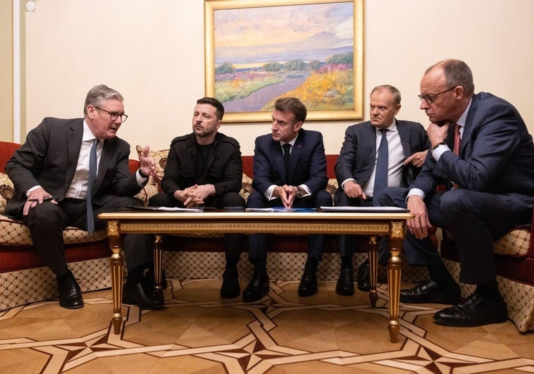 «Le estaré esperando personalmente», reta Zelenski a Putin sobre la reunión en Estambul