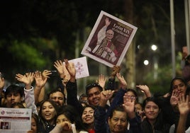 Chiclayo celebra al nuevo papa en una multitudinaria misa al aire libre.