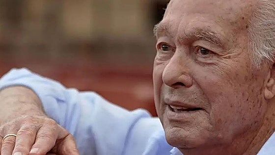 Curro Romero, ingresado de nuevo por una infección respiratoria