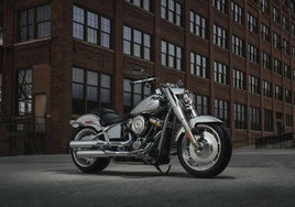 Harley-Davidson Fat Boy Gray Ghost