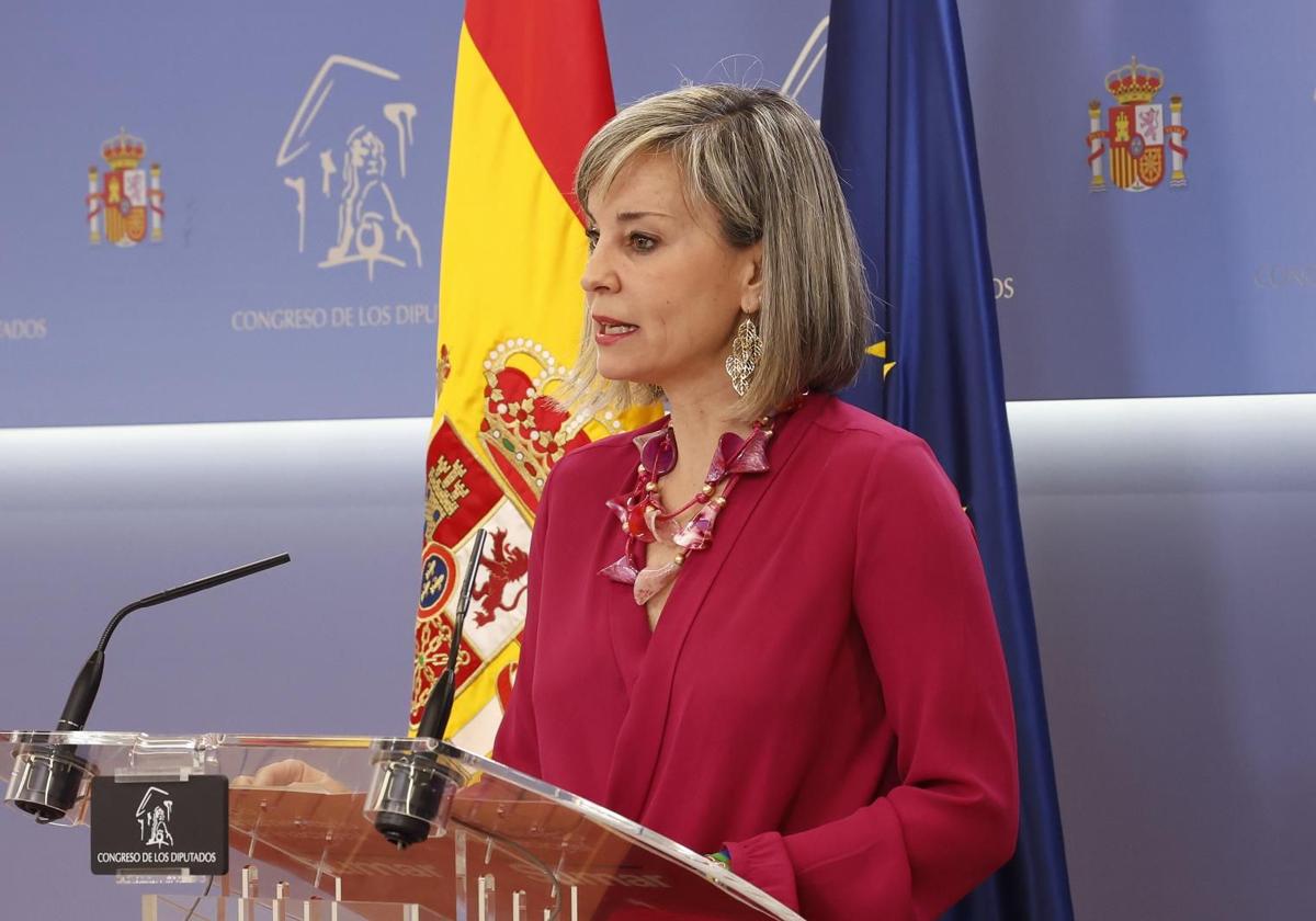 Un agitador de extrema derecha boicotea la rueda de prensa de la portavoz de Sumar en el Congreso