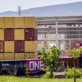 Contenedores de mercancías exportadas.