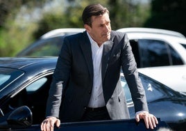 Jon Hamm es un ladrón de guante blanco en 'Vicios ocultos'