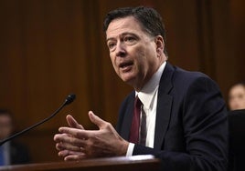 James Comey en una comparecencia en el Senado de EE UU durante el primer mandato de Trump.